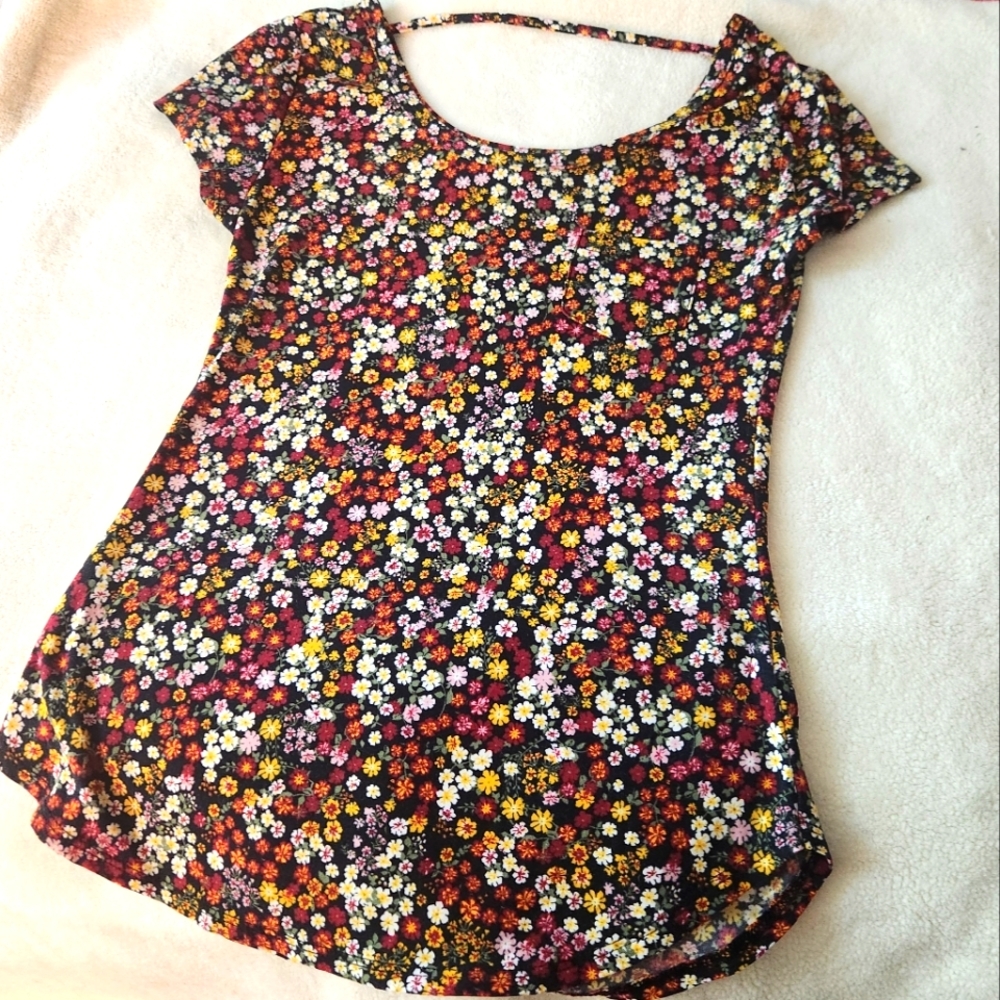 NWOT NOBO Floral Fitted Top Sz 3/5